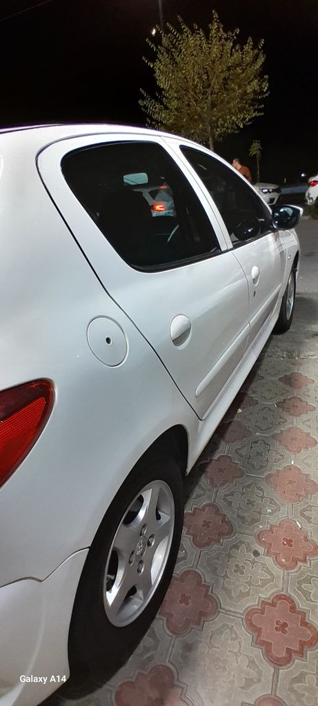 207 مدل 1400 - تصویر 1
