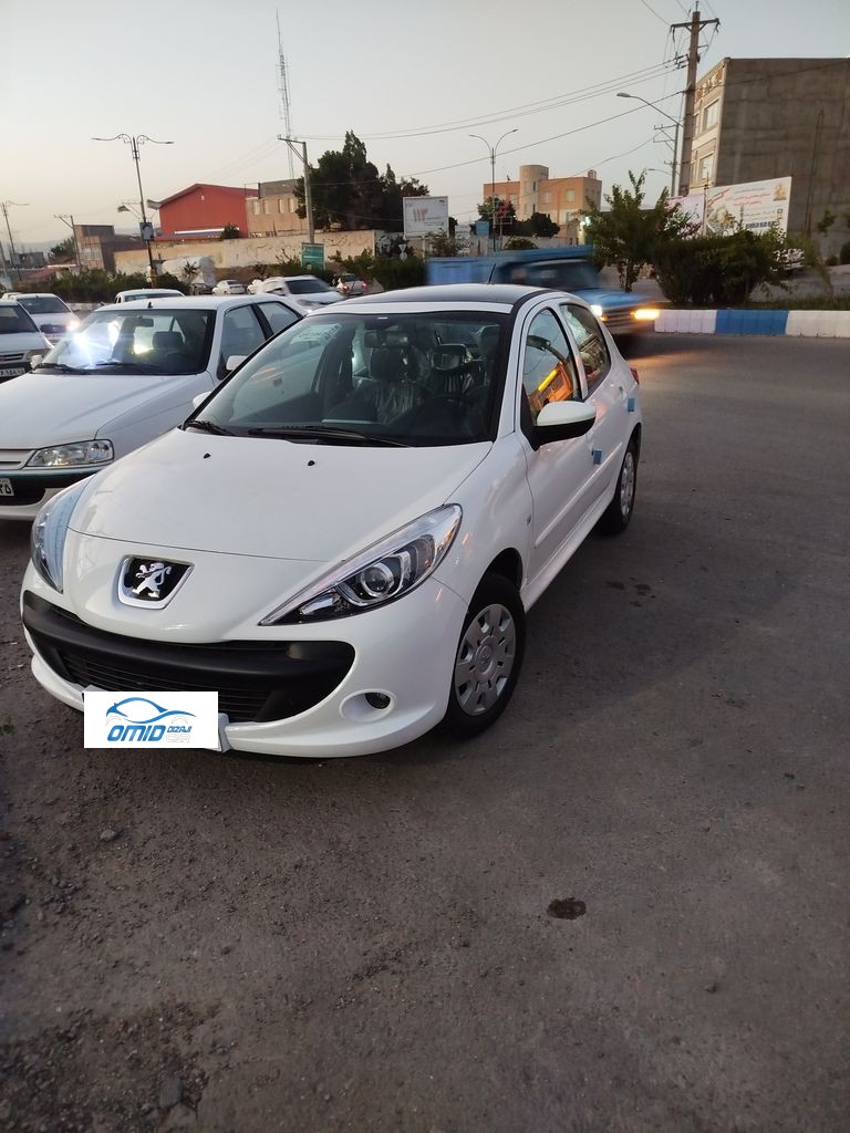 پژو 207سقف پانا قالپاق - تصویر 1