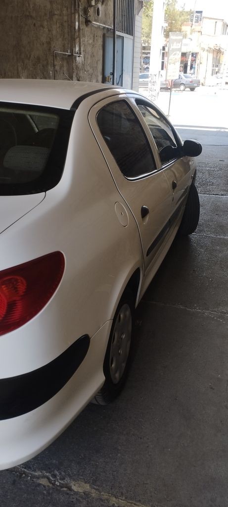 206 SD بدون رنگ مدل 98 - تصویر 1
