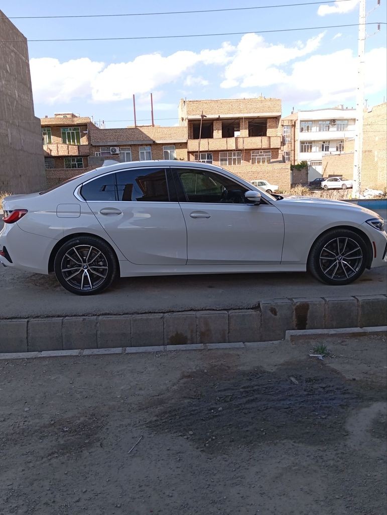 بی ام و ۳۳۰i  Xdrive مدل2020 - تصویر 1