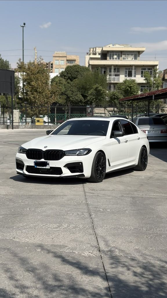 خودرو BMW540 - تصویر 1