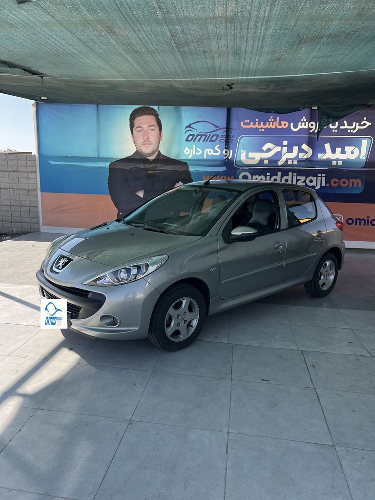 پژو 207 سقف فلز اتومات 1402 - تصویر 1