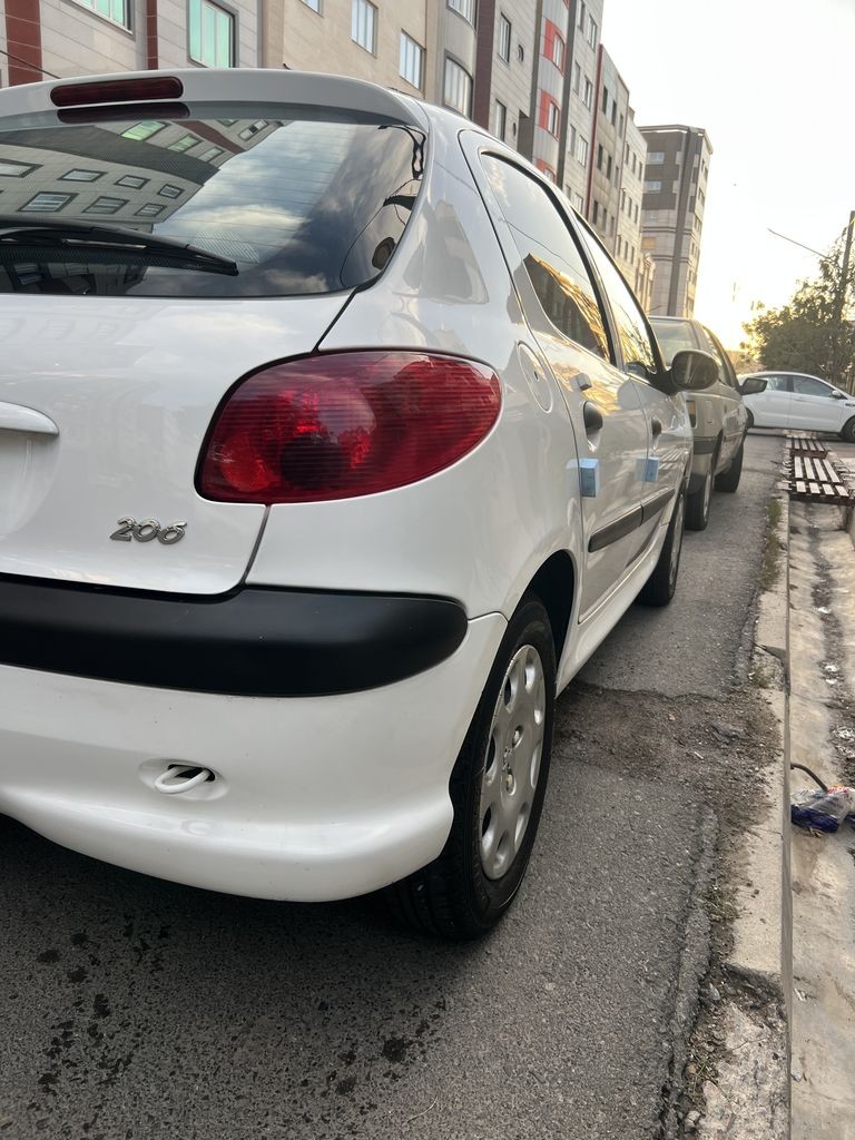 206 تیپ ۲ کم کار در حد1400 - تصویر 1