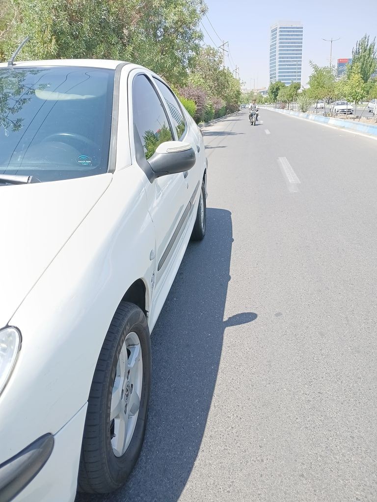 پژو ۲۰۶sdv8مدل88 - تصویر 1